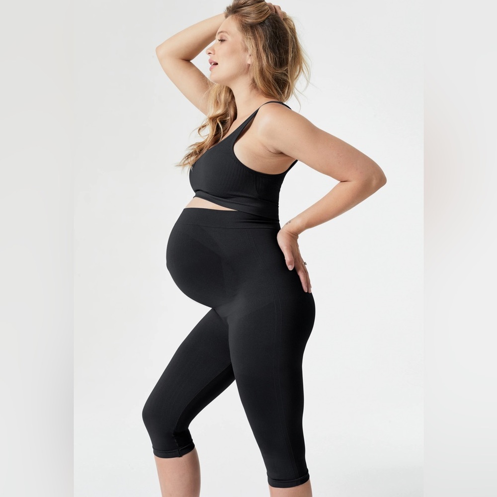 NWOT Blanqi Maternity Belly Support Crop Leggings - M